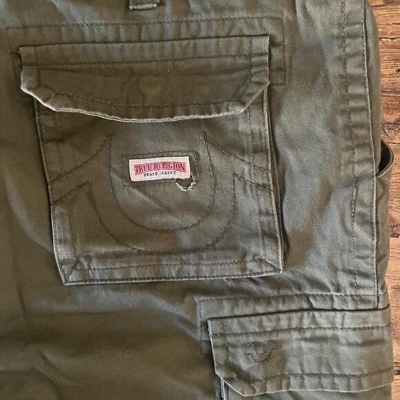 True Religion Military Green Utility Shorts 38 - Picture 3 of 6
